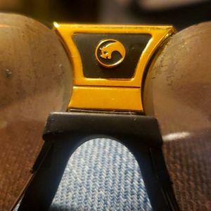 Vintage gargoyles sunglasses